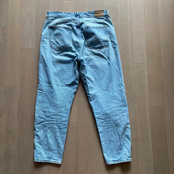 Pull & Bear High-Waisted Baggy Boyfriend Jeans, Size 14 πΌπ - Picture 2 of 4